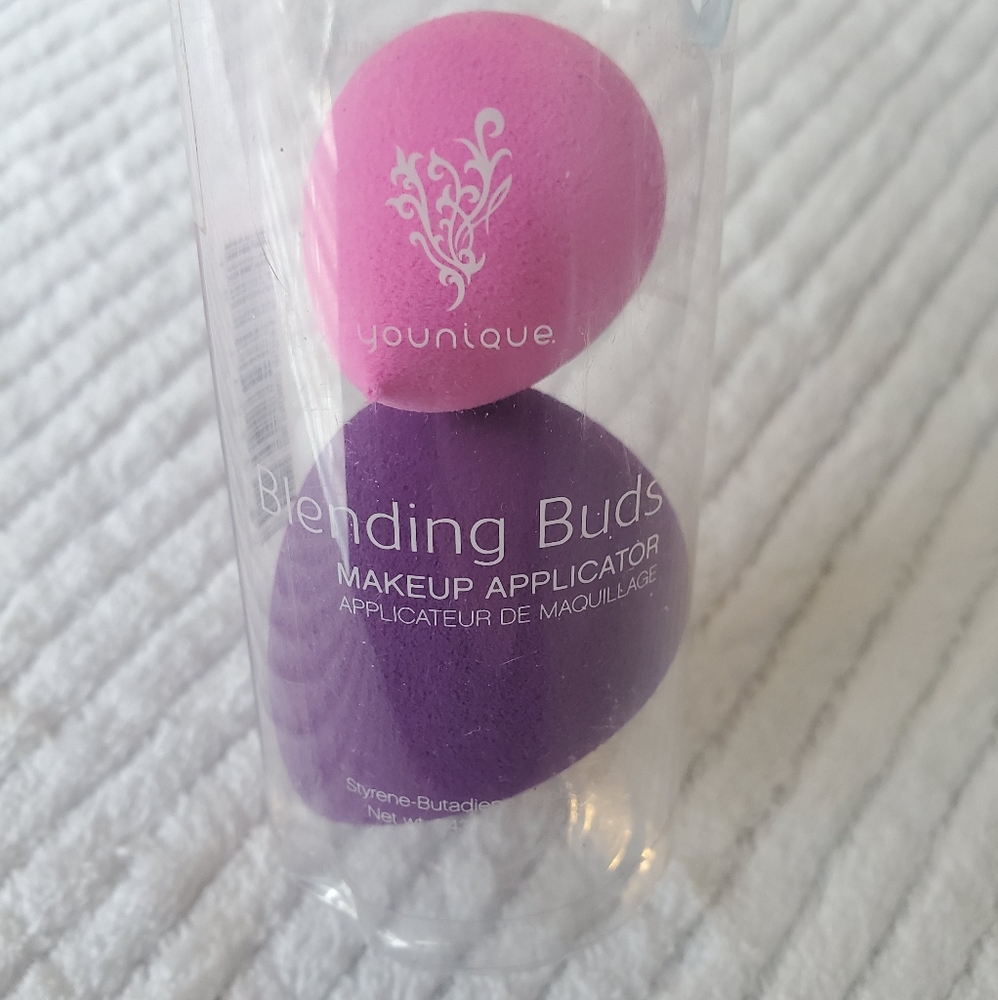 Younique Blending Buds